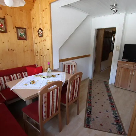 Landhaus Lehner *